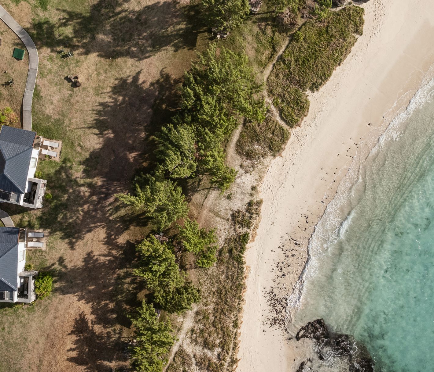 Blick auf zwei Beachfront Villen des Constance Tekoma auf Rodrigues.