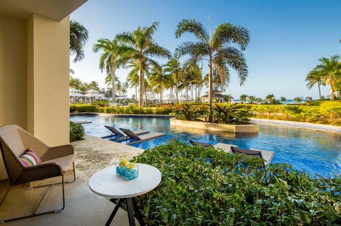 Suite Butler Swim Up