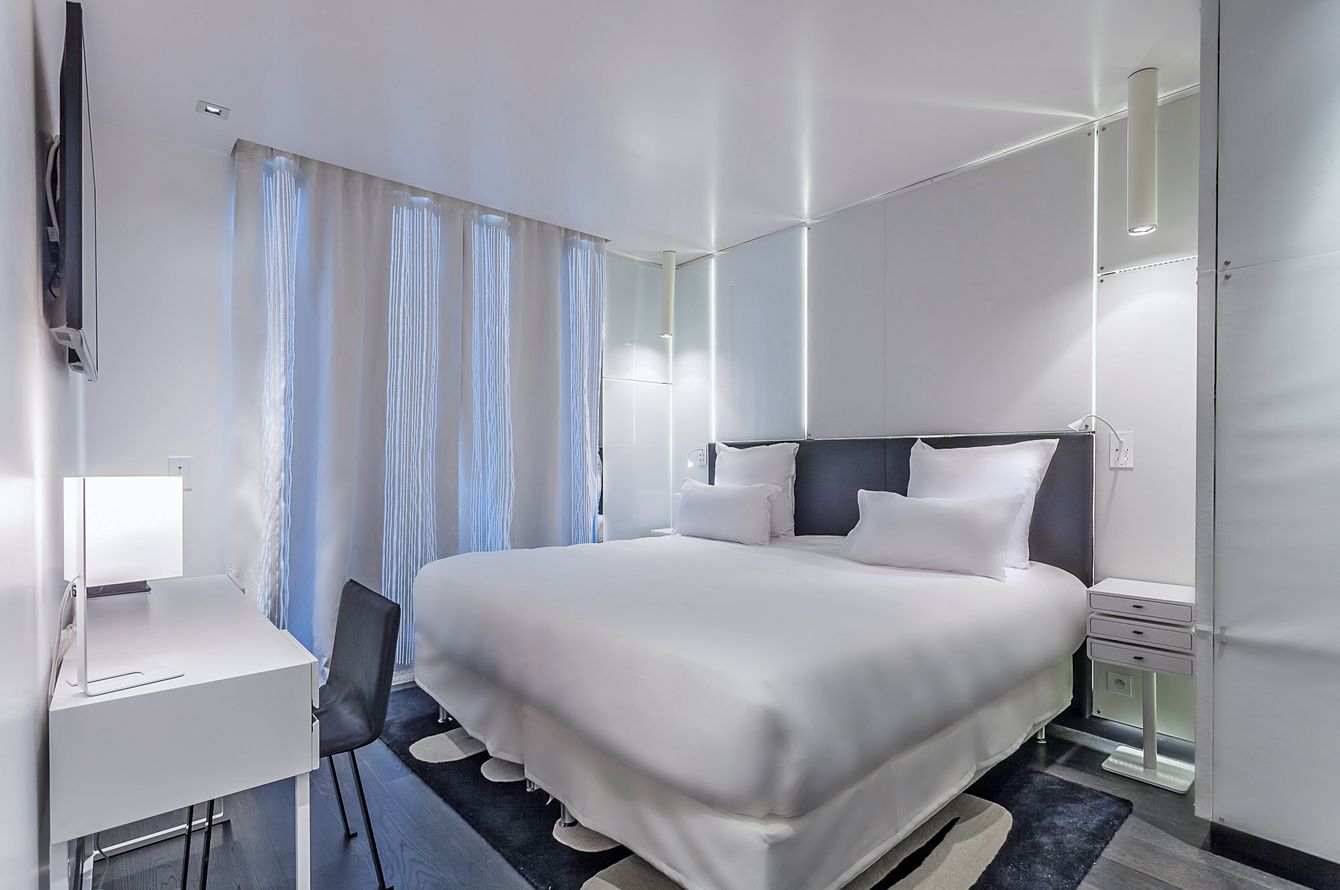 Silver Suite
