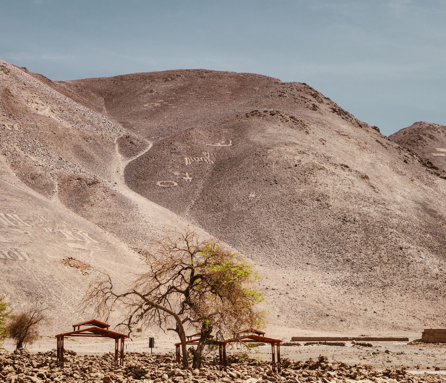Die Geoglyphen an den Berghängen Nordchiles stellt die Wissenschaft bis heute vor ein Rätsel