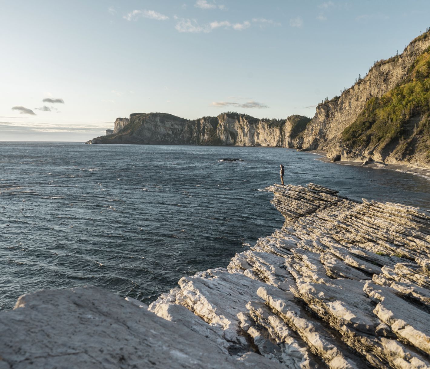 Une visite au bord de la mer dans le parc de Forillon est l’assurance d’une belle journée de découverte.
