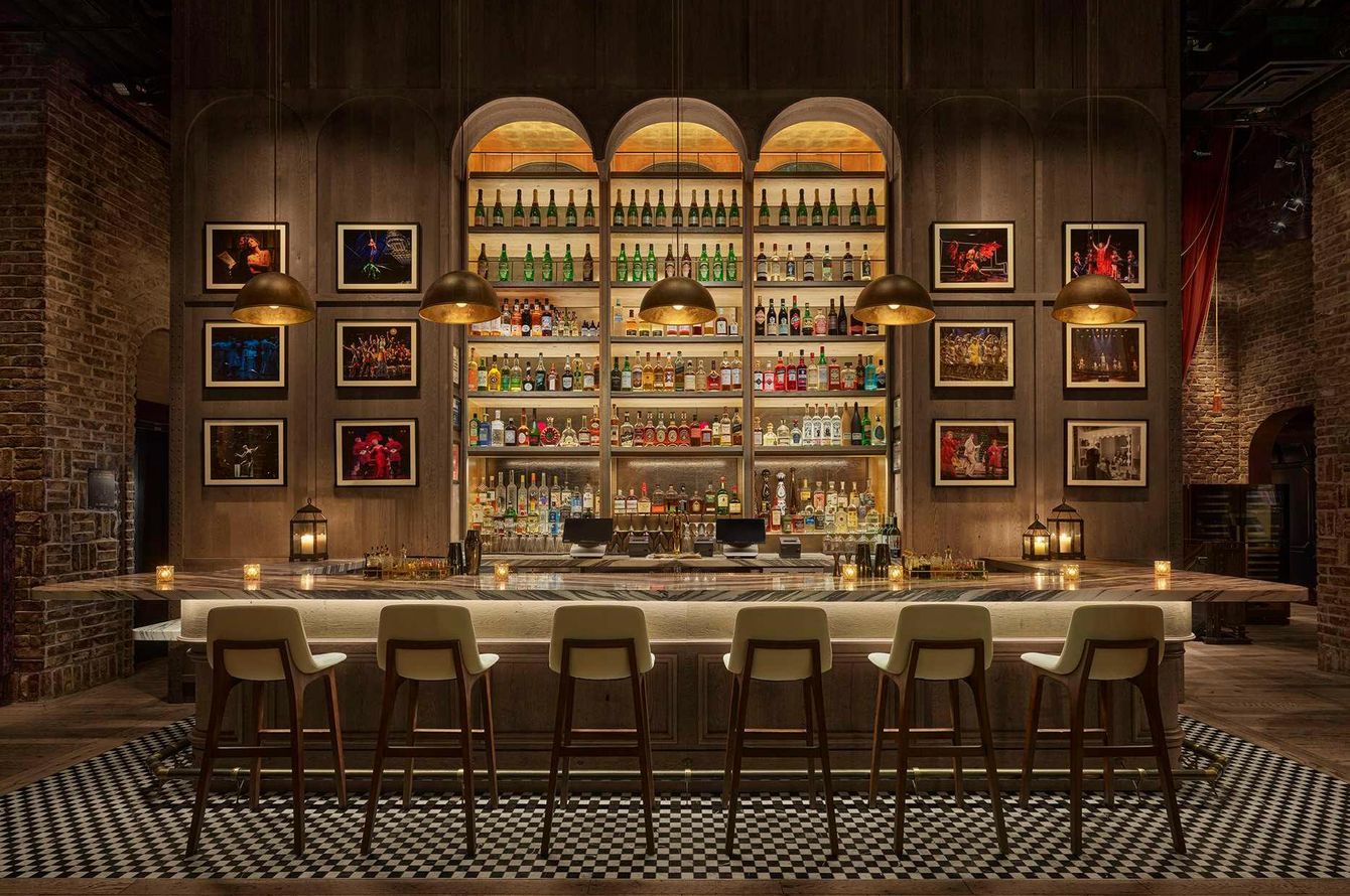 Bar