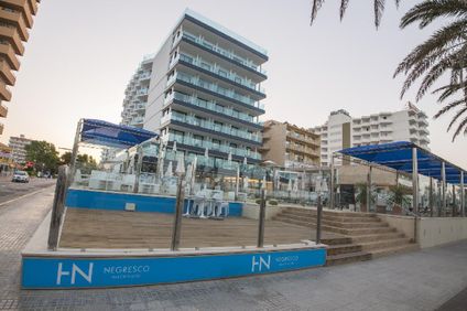 HN Negresco Beach Hotel