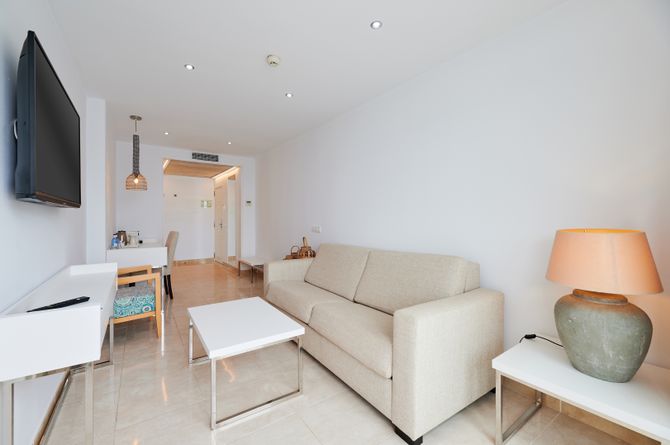 Suite My Favorite Club