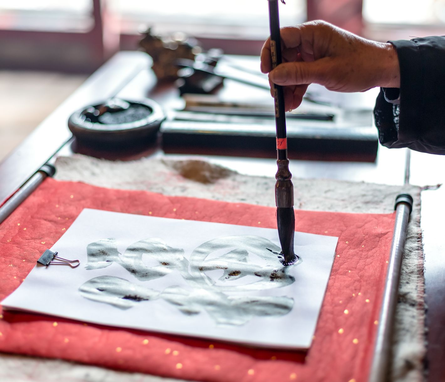 Kalligraphie ist in Vietnam eine hoch geschätzte wie auch wohl behütete Kunstform.