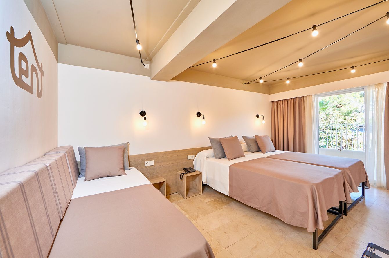 Chambre à trois lits