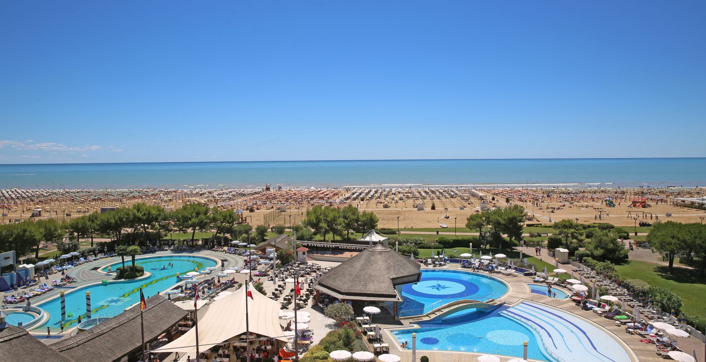 Savoy Beach Hotel