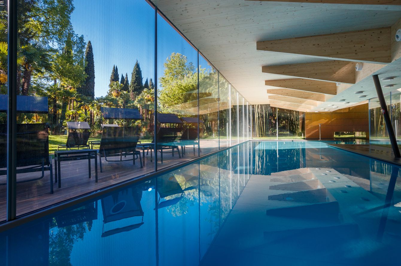 Piscine intérieure