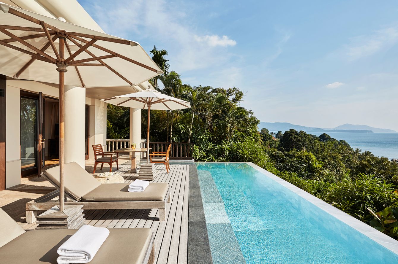 Signature Ocean View Pool Suite