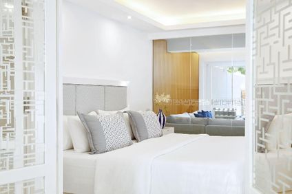 Insel-Suite mit Whirlpool Meersicht