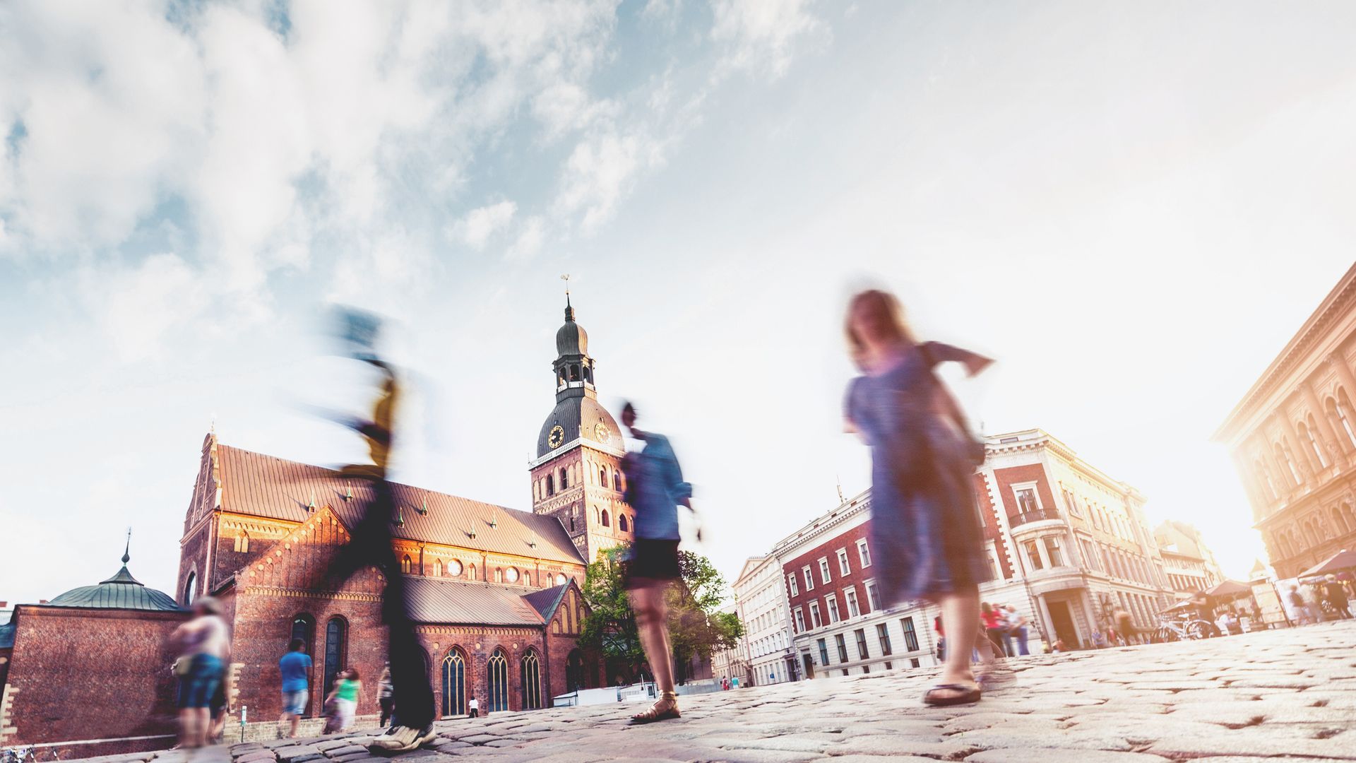 Das Herz der Altstadt von Riga ist der Domplatz.