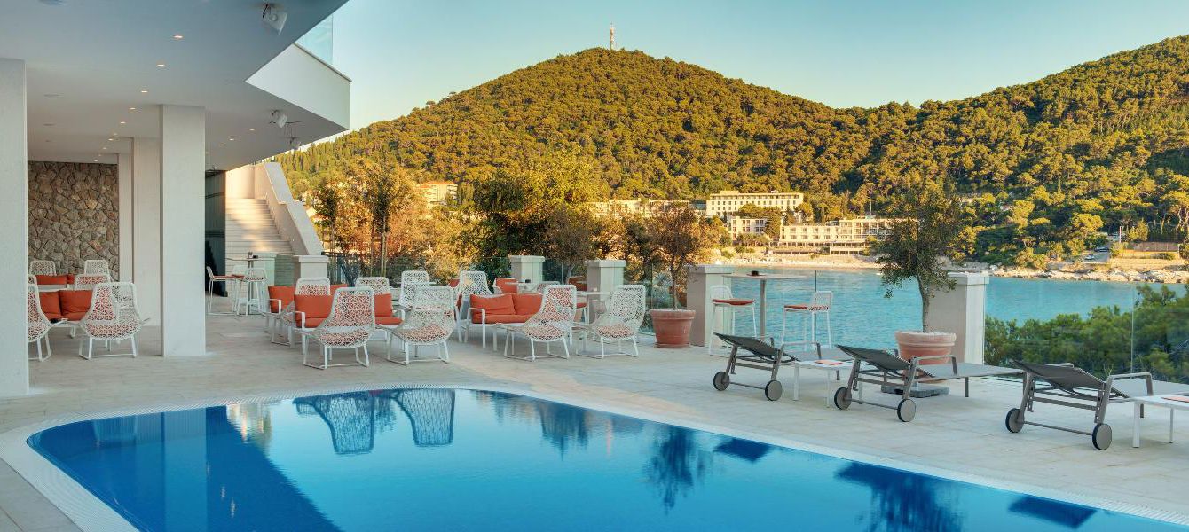 Hotel More