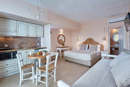 Studio mit Privatpool