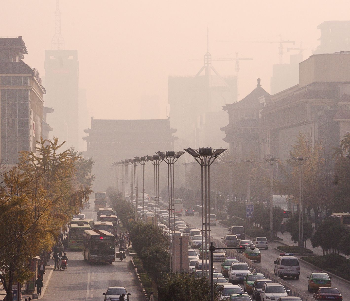 Die geologisch gut gelegene Industriestadt Xian ist vor allem dank der Terrakotta-Armee weltberühmt.