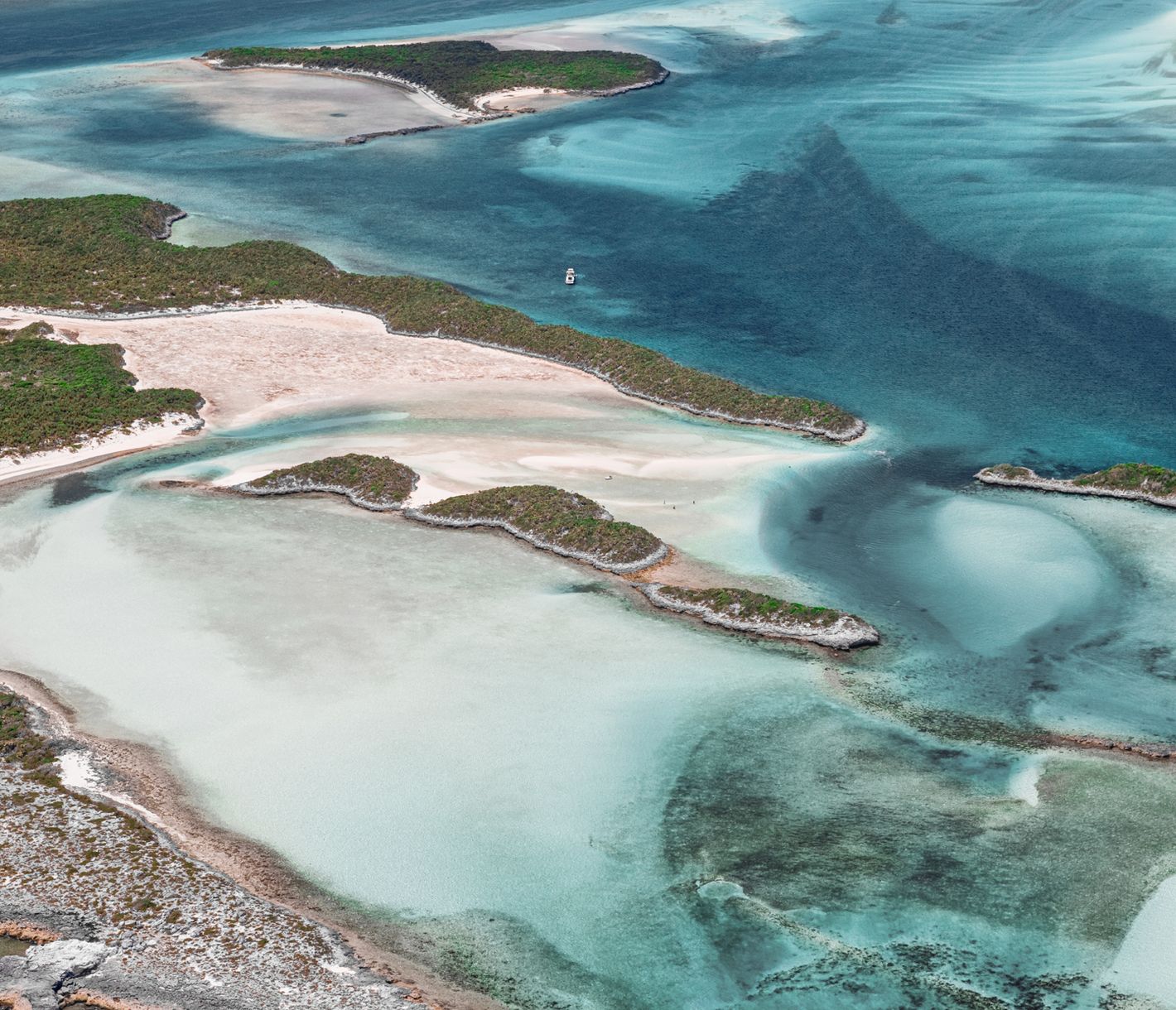Saphirblaues Wasser Exuma Cays