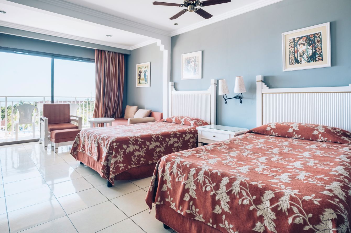 Chambre double vue piscine