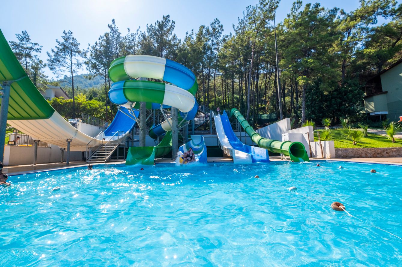 Toboggans aquatiques