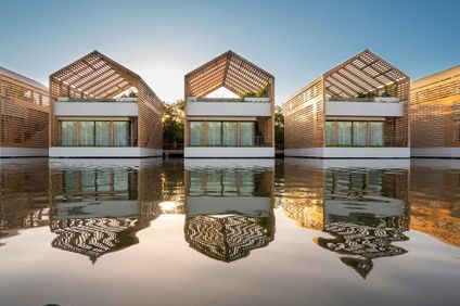 Lagoon & Sunset Rooftop Pool Villa