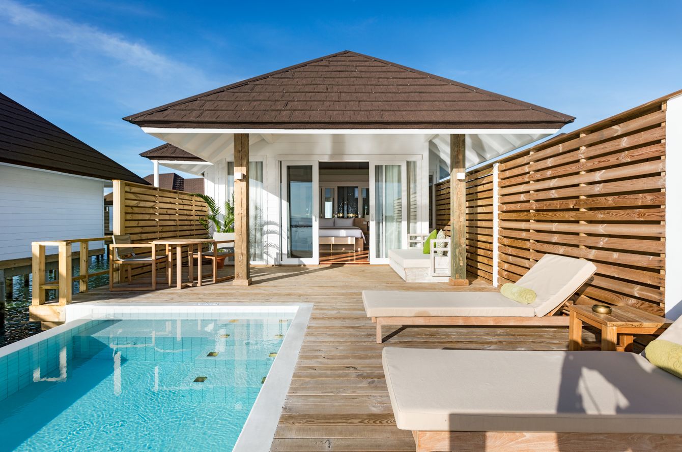 Grand Water Villa mit Pool