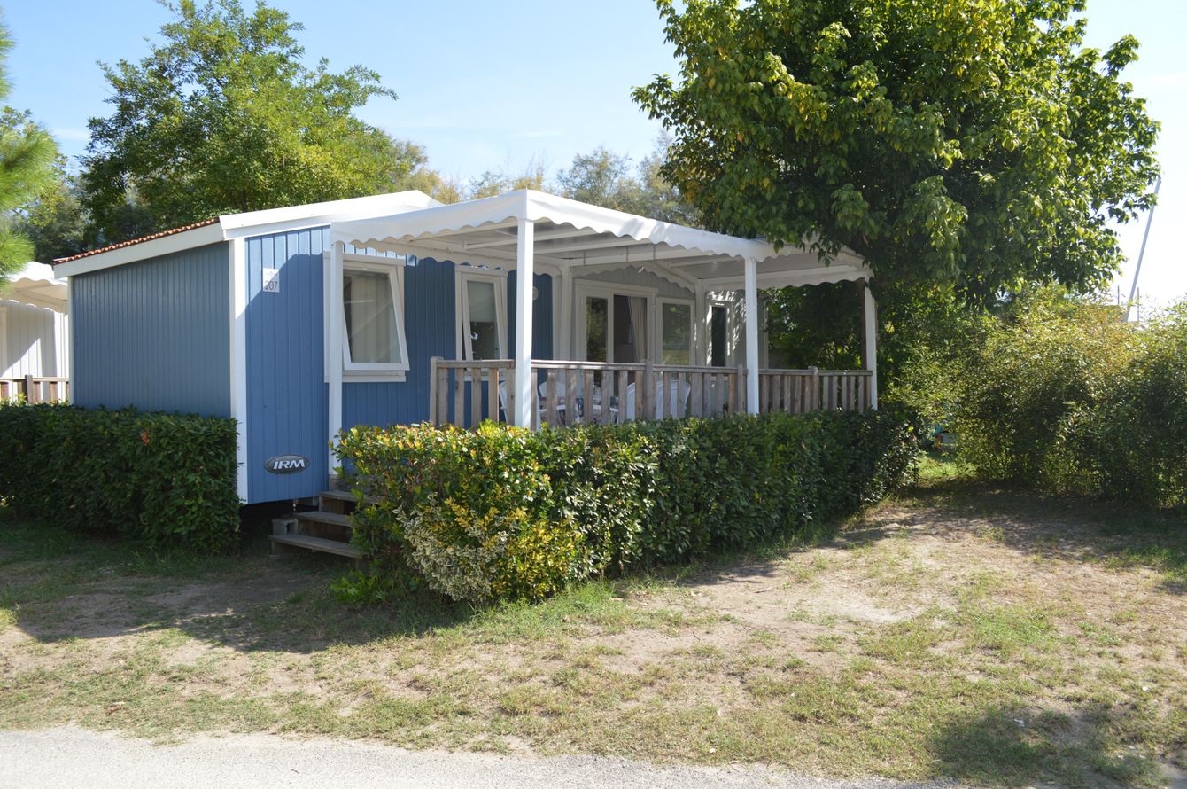 Lodge Deluxe