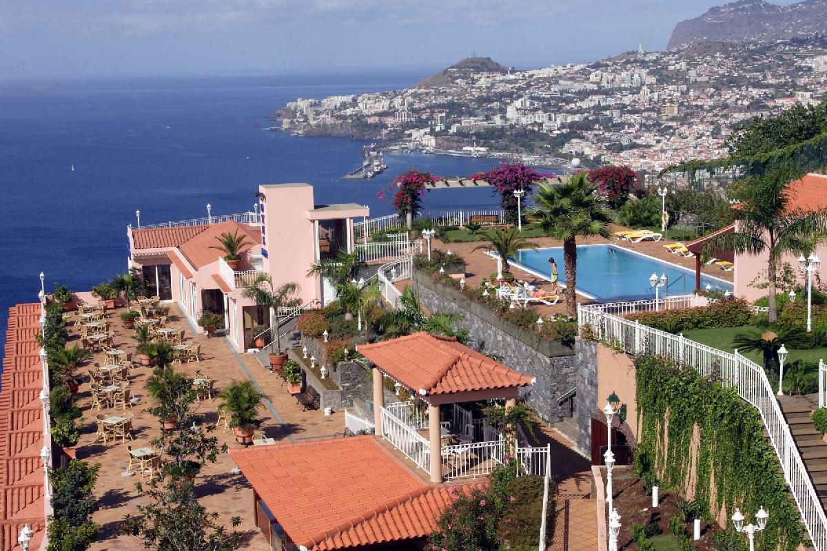 Ocean Gardens Hotel