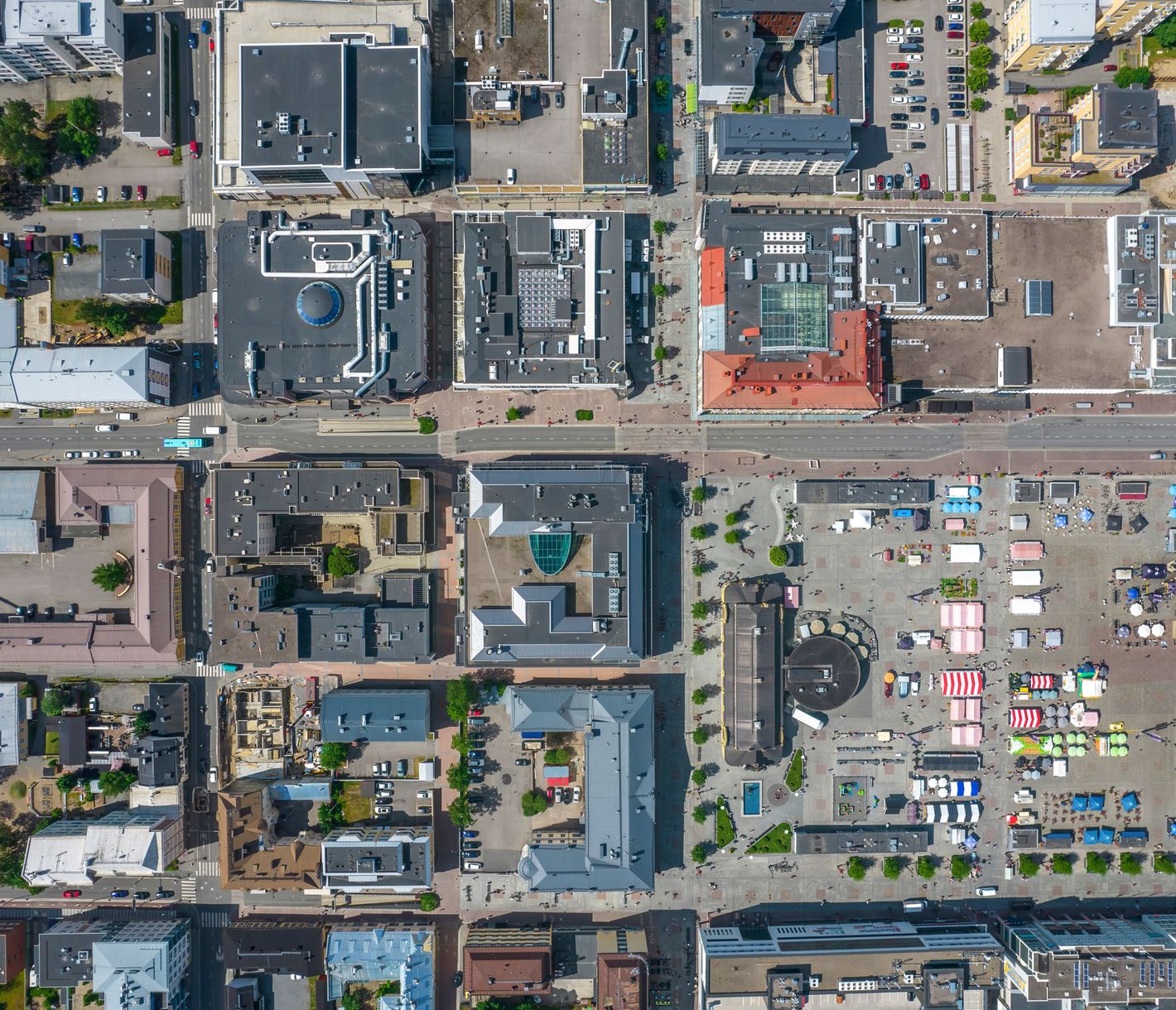 Eine Stadt inmitten von Seen