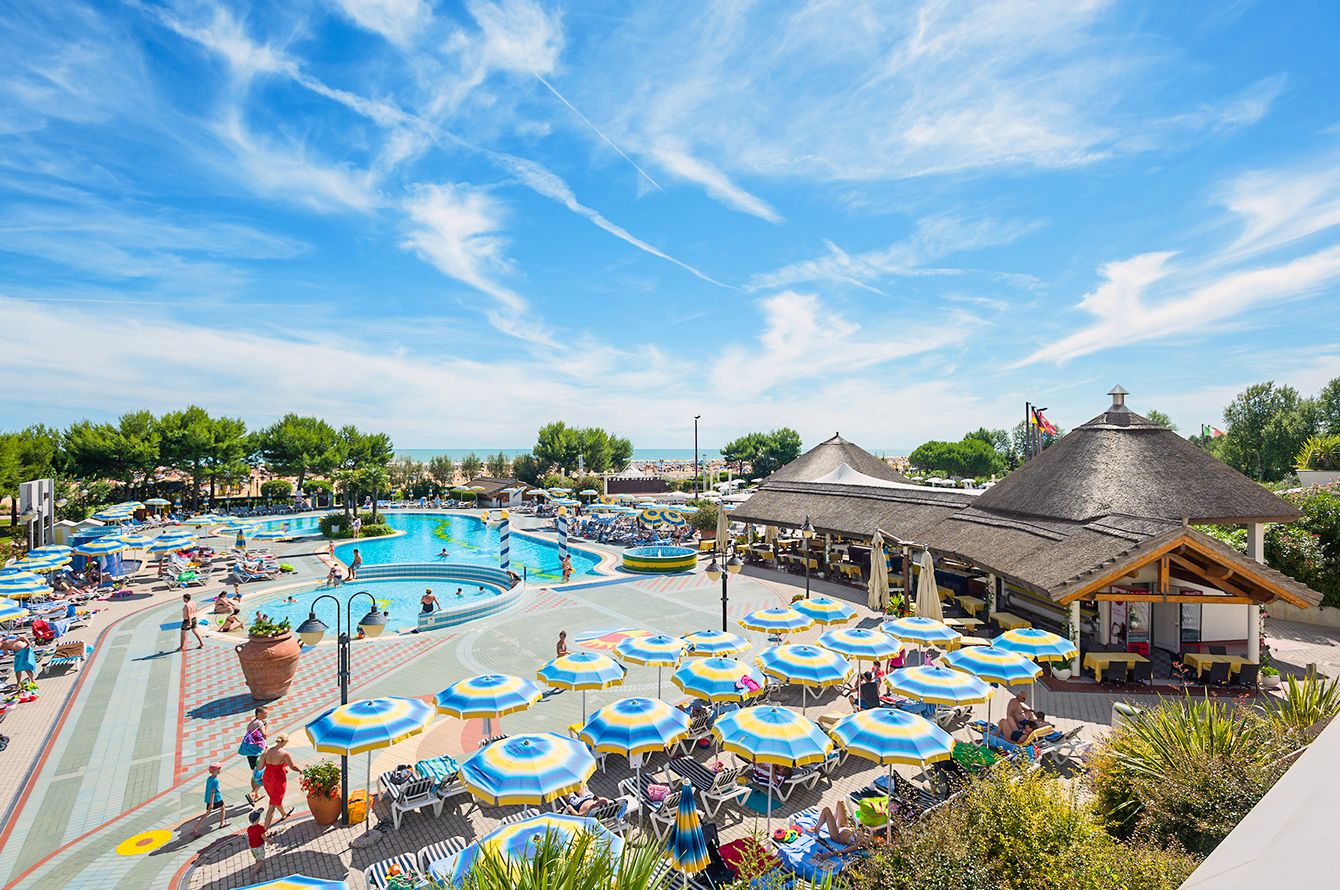 Aparthotel Holiday