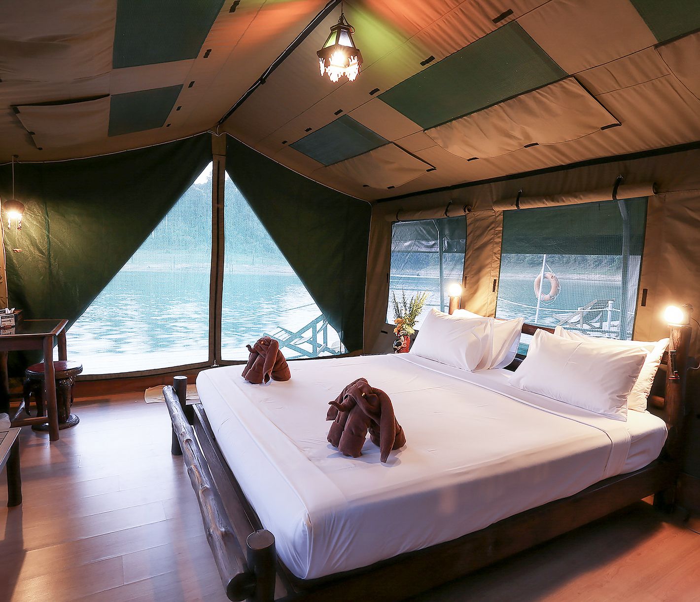 Die Einrichtung der Zelte ist sehr komfortabel und erlaubt einen genussvollen Aufenthalt.