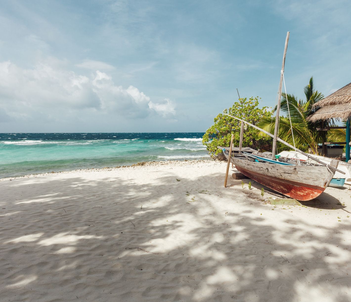 Malerische Strandkulisse im Nord-Male-Atoll