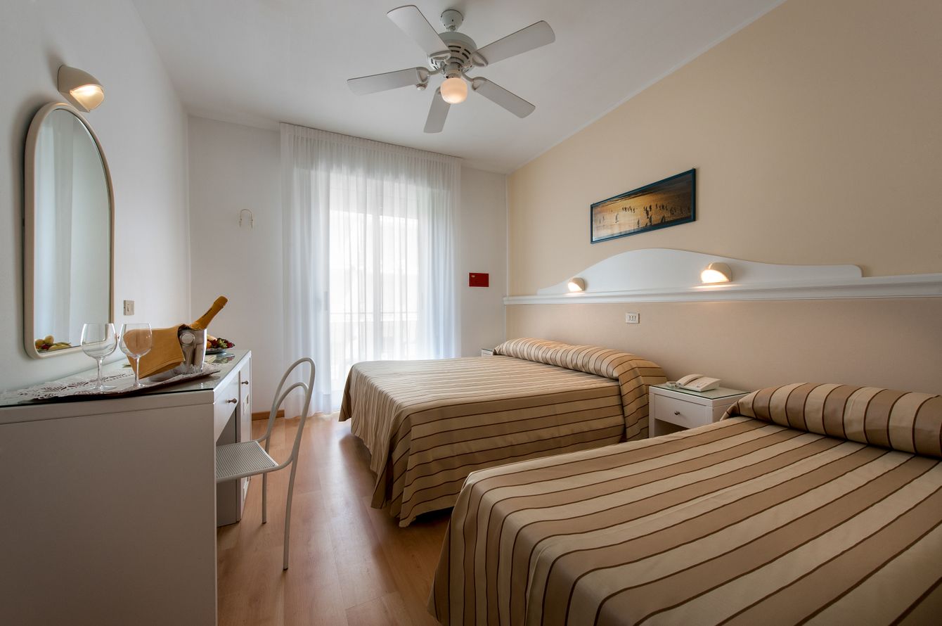 Dreibettzimmer