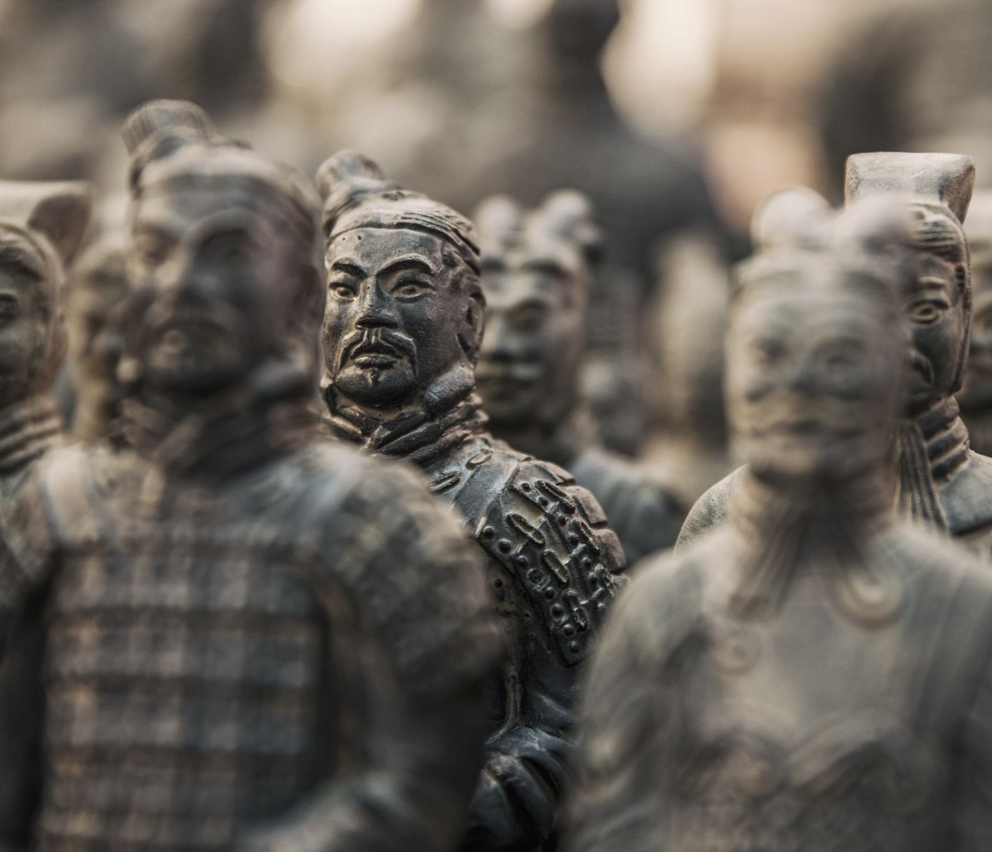 Vieille de 2000 ans, l’armée de soldats de terre cuite est incroyablement bien conservée.