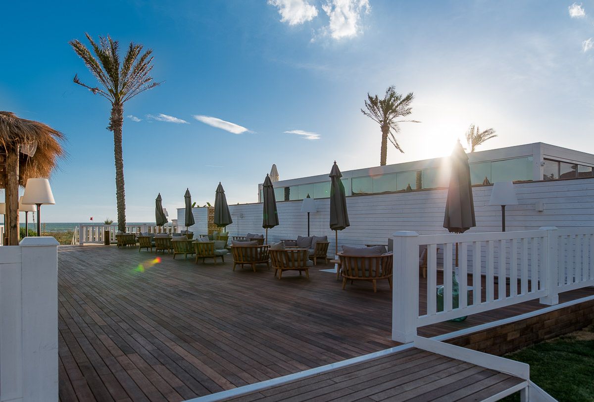 Cumeja Beach Club & Hotel