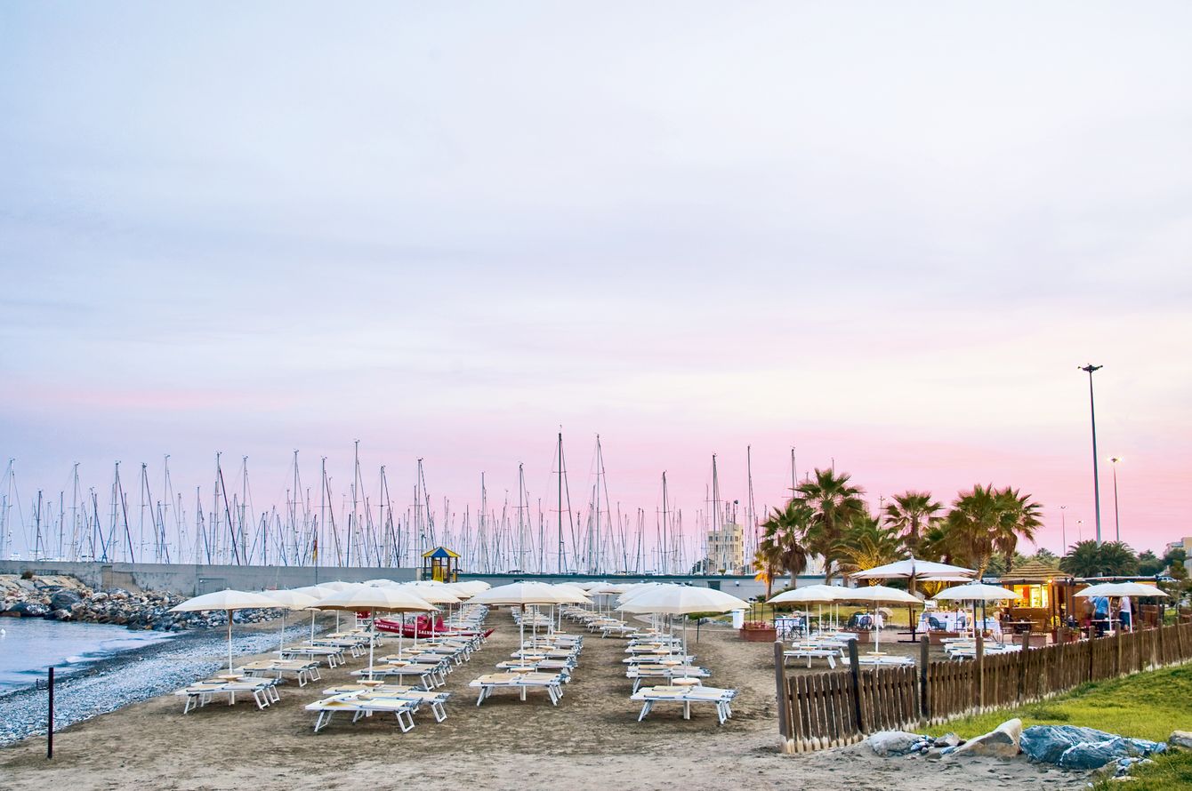 Aregai Marina Hotel & Residence