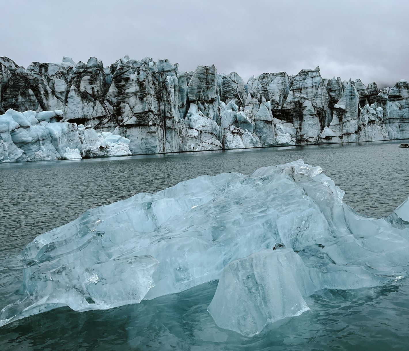Ein beindruckendes Naturspektakel erwartet Sie in der Gletscherlagune Jökulsarlon.