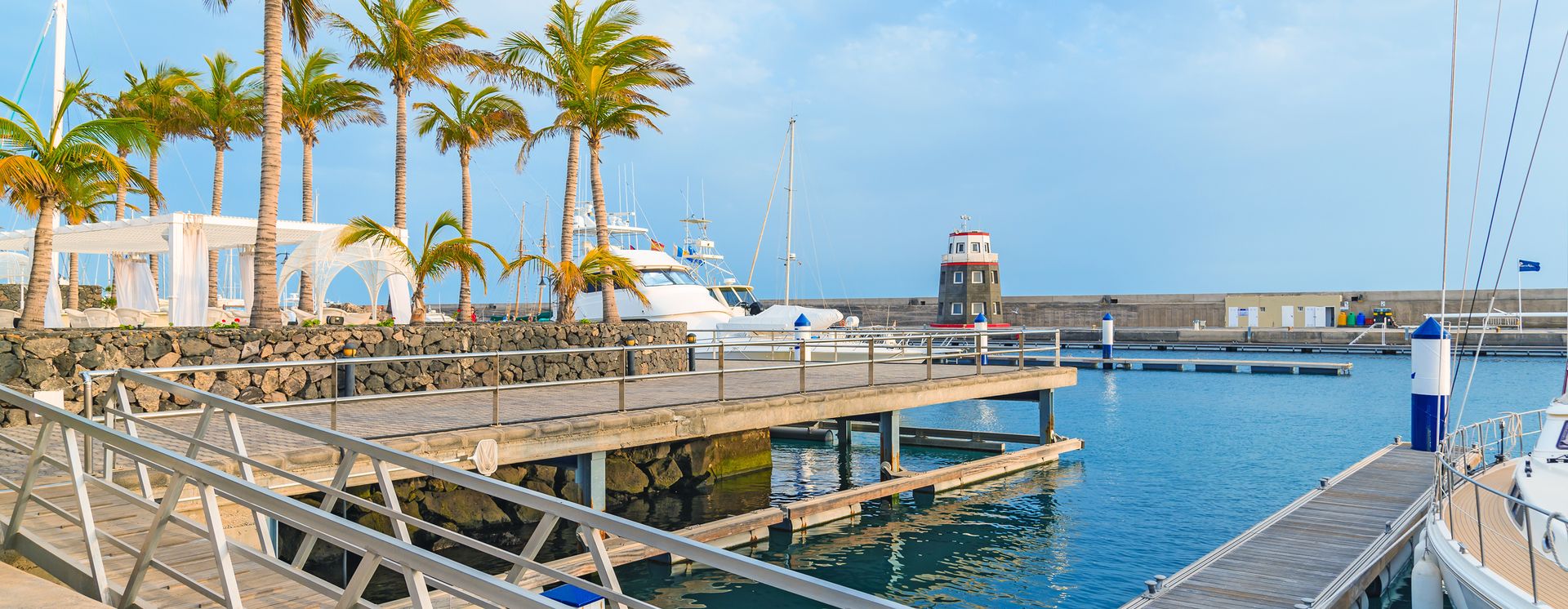 Hafen von Puerto Calero