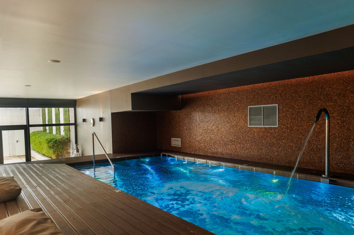 Piscine intérieure
