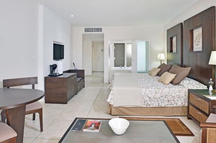 Royal Service Junior Suite