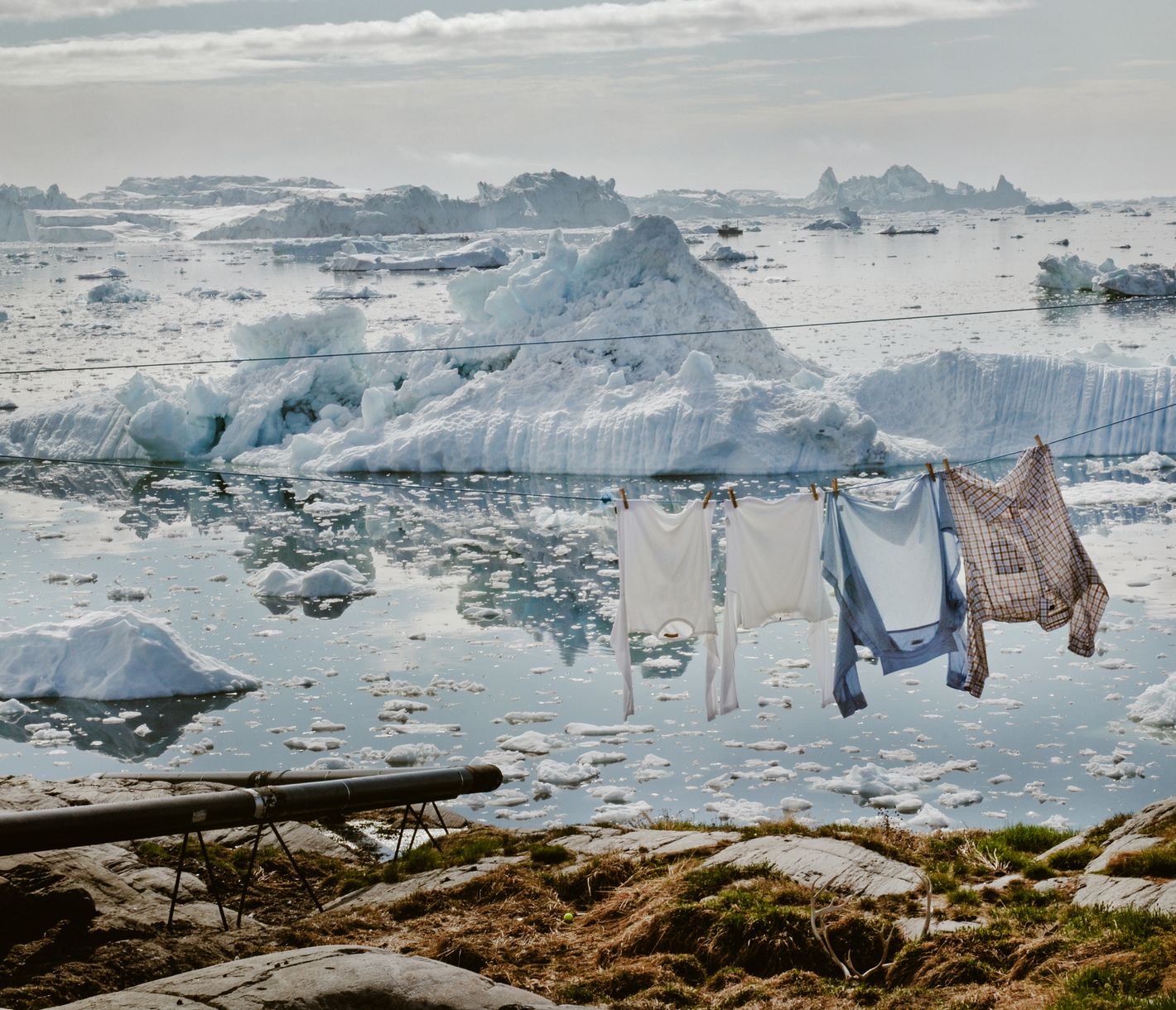 Wäschetag in Grönland an einem sonnigen Sommertag