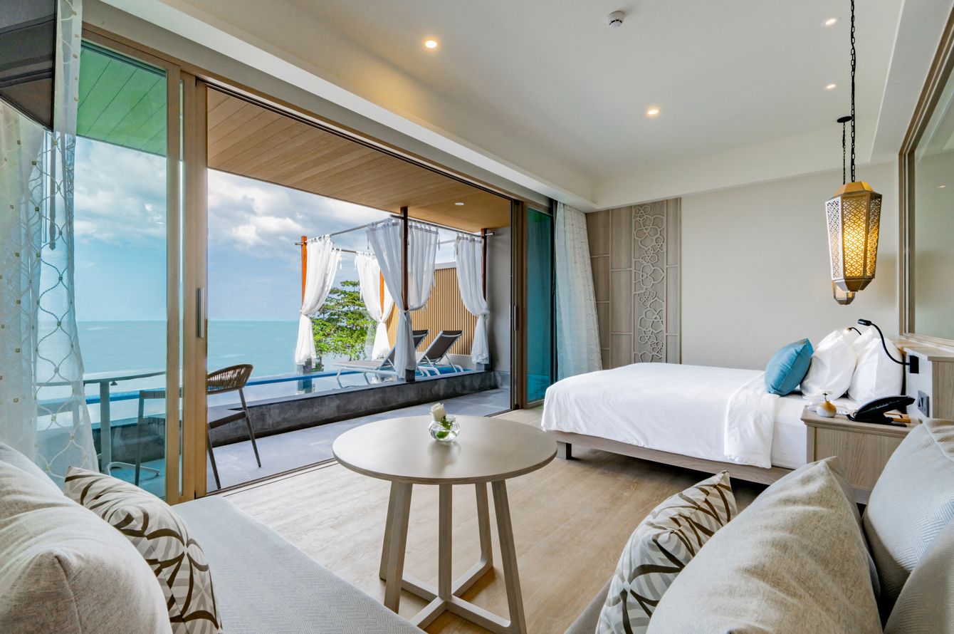 Suite Pool