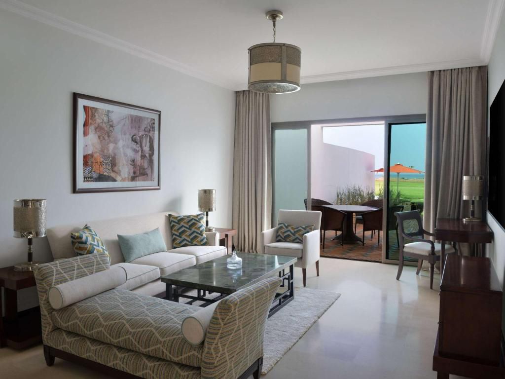 Villa Executive