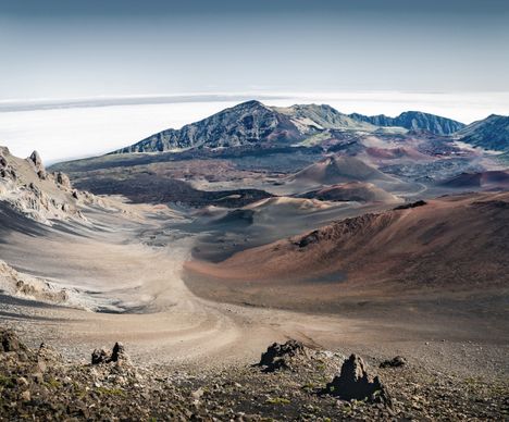 Der Haleakala ist ein gewaltiger, schlafender Vulkan und bildet mit über 3 000 Metern Höhe das Dach der Insel Maui.