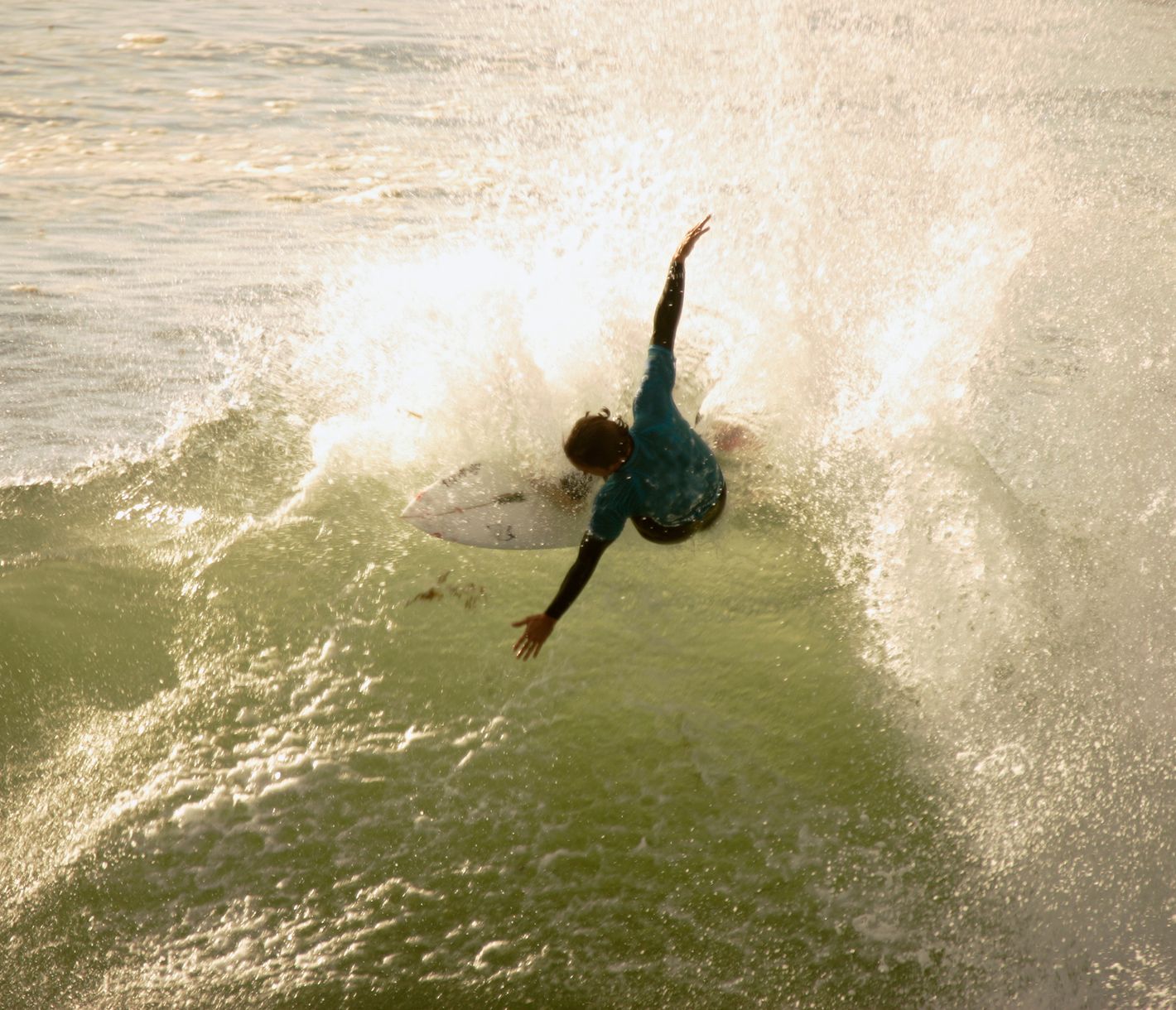 Santa Cruz, die Surfer-Stadt, bietet Strand, Stadt und Achterbahnen am nostalgischen Santa Cruz Beach Boardwalk.