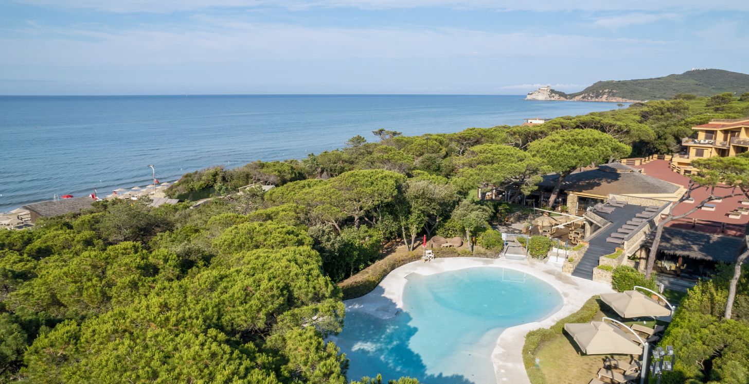 Roccamare Resort
