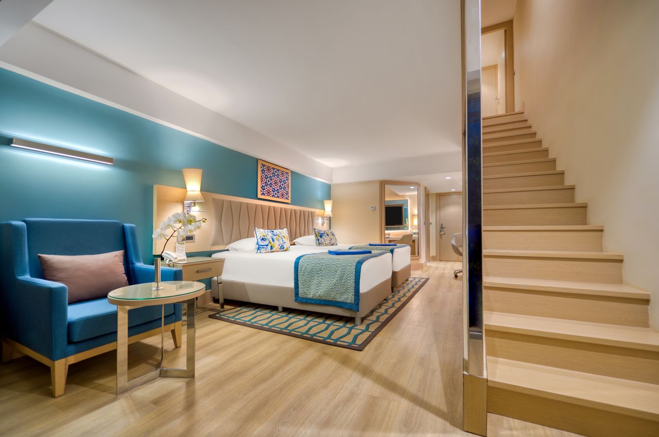Suite Deluxe Swim-up