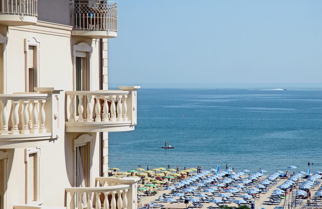 Palace Hotel