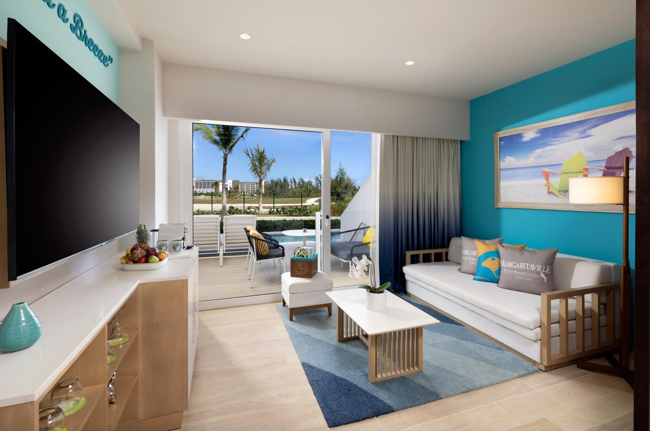 Suite Swim Up