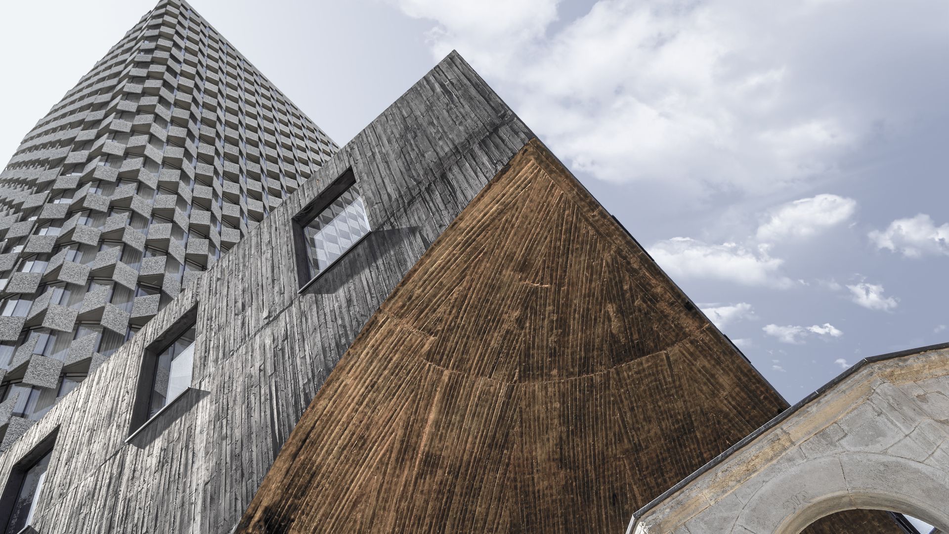 Tombeau de Kapllan Pascha et tour TID à Tirana