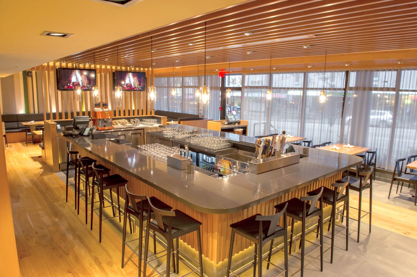 Restaurant/Bar