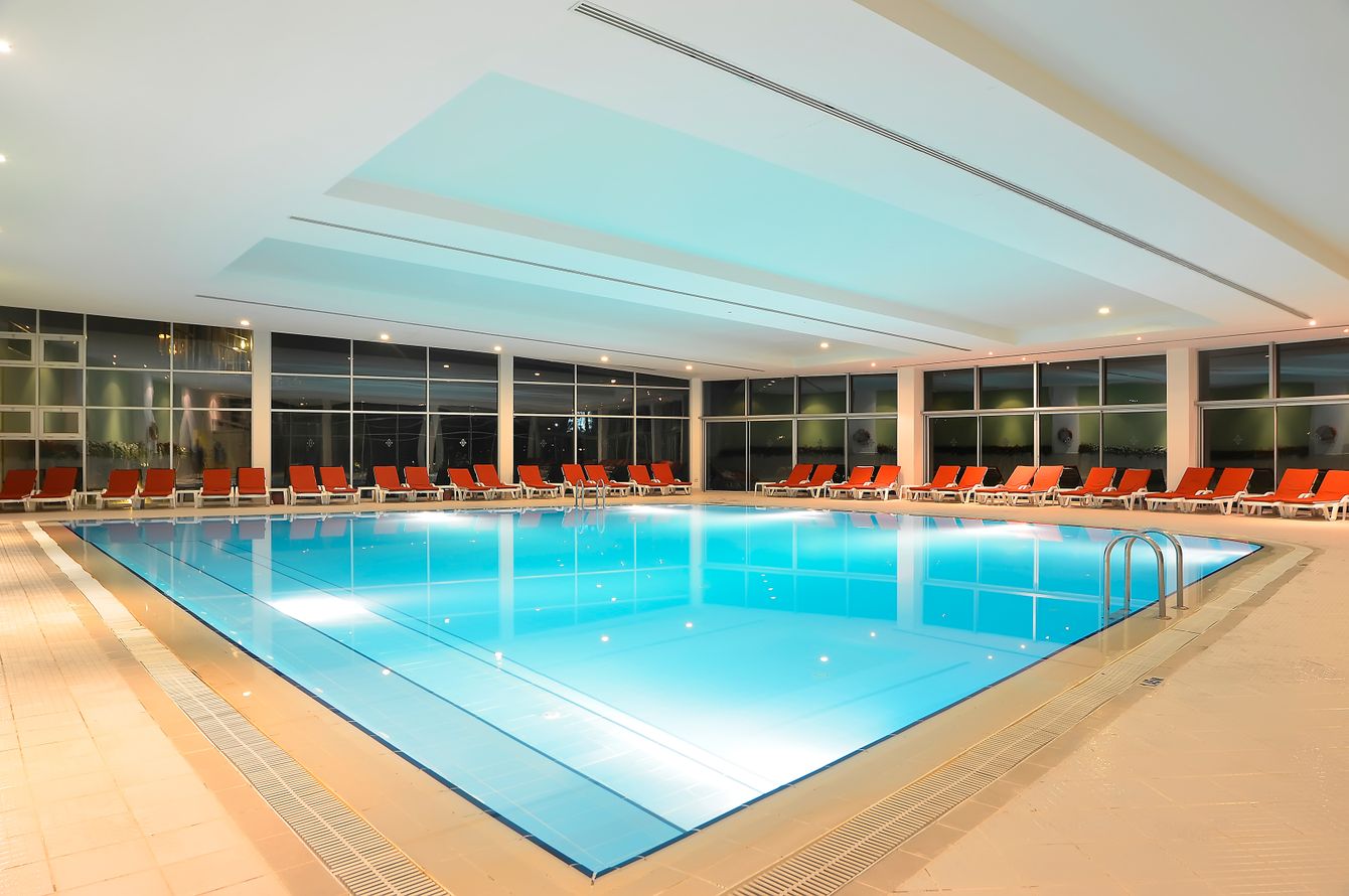 Piscine intérieure