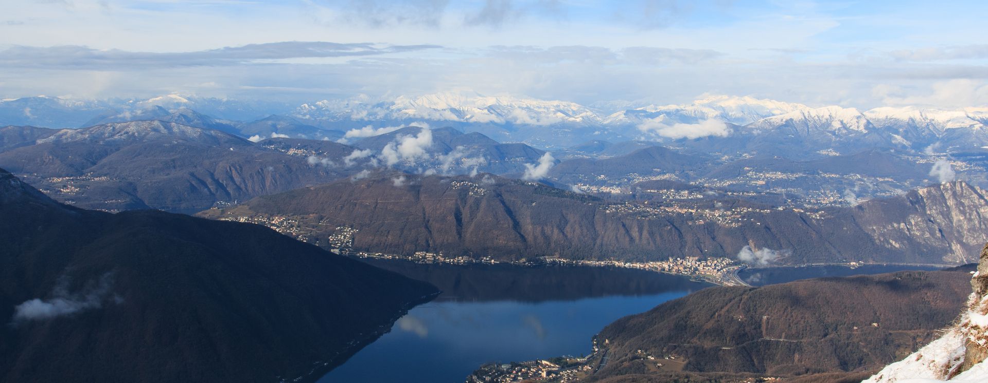 Blick vom Monte Generoso im Winter